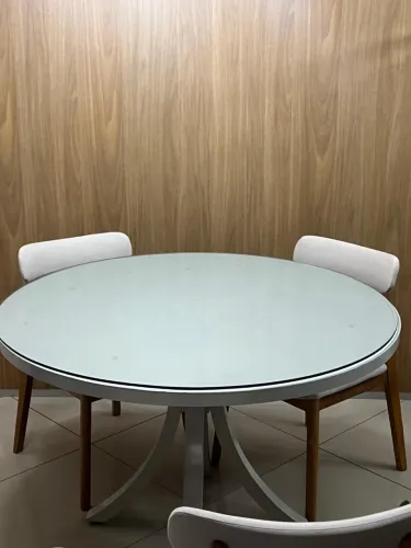 Mesa de MDF 4 lugares