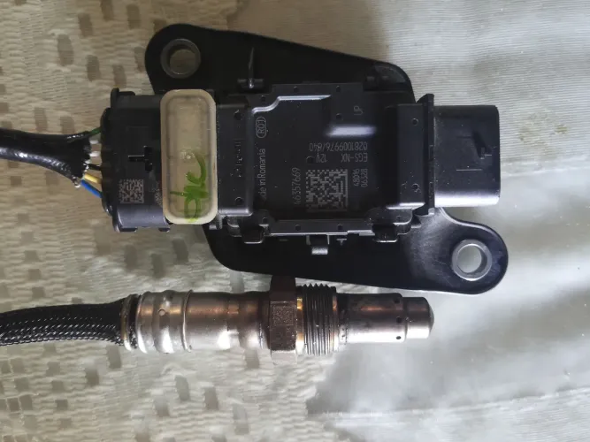 Sensor nox sonda lambda da linha Fiat e jeep a diesel motor com arla