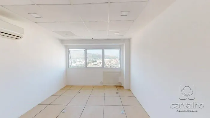 Salas/Conjuntos à venda Vicente de Carvalho com 26 m² , 1 vaga.