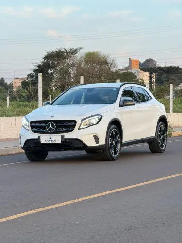 Mercedes-Benz GLA 200 Adv. 1.6/1.6 TB 16V Flex Aut. 2019