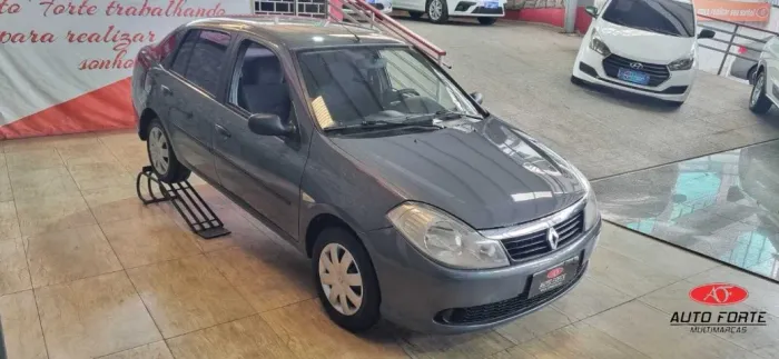 Renault Symbol Expression Hi-flex 1.6 16V 4P 2010