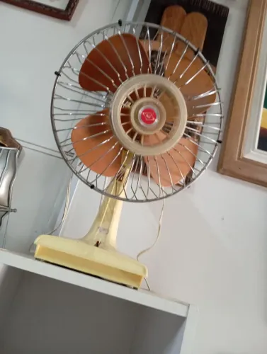 Ventilador antigo Faet.