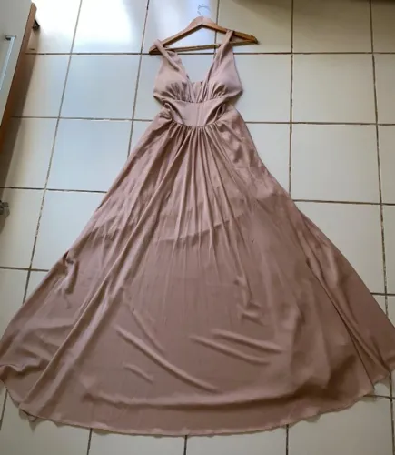 Vestido de festa rosê