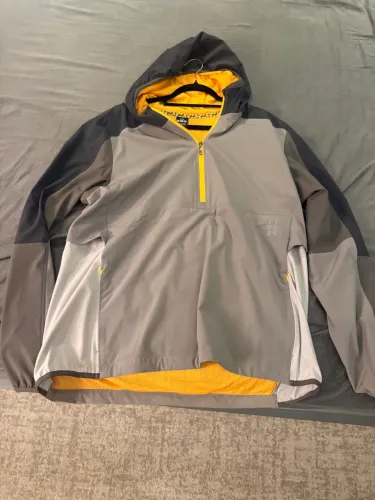 Jaqueta Under Armour Corta-Vento Original Com Capuz - XL/GG