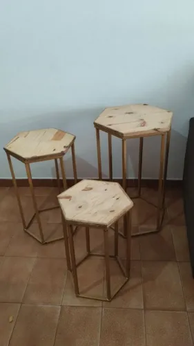 Kit de 3 mesinha de festa,em ferro e madeira