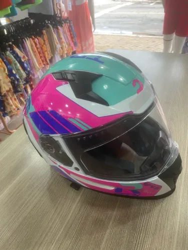 Capacete novo TAM:60