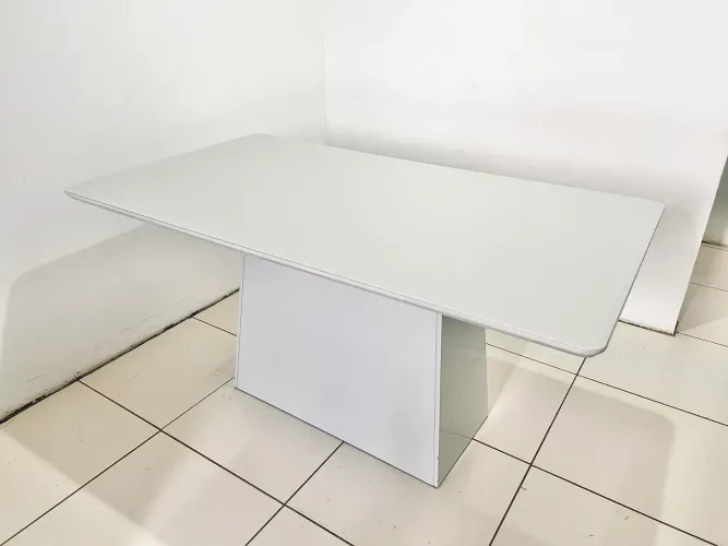 Mesa de Jantar Tampo em Vidro - Excelente Estado