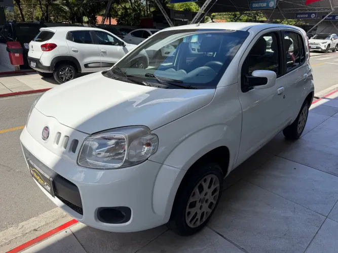 Fiat Uno Vivace/rua 1.0 EVO Fire Flex 8V 5P 2013