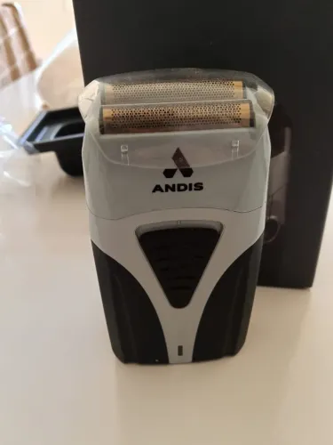 BARBEADOR SHAVE PROFISSIONAL ANDIS TS-2 PROFOIL LITHIUM PLUS.