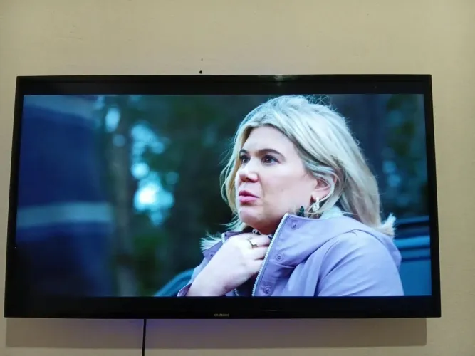 Smart TV Samsung 40? Full HD - Com Controle Remoto
