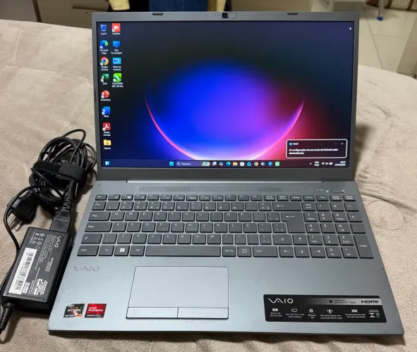 Notebook Vaio AMD Ryzen 7 5700U, 16 gigas RAM, SSD 500