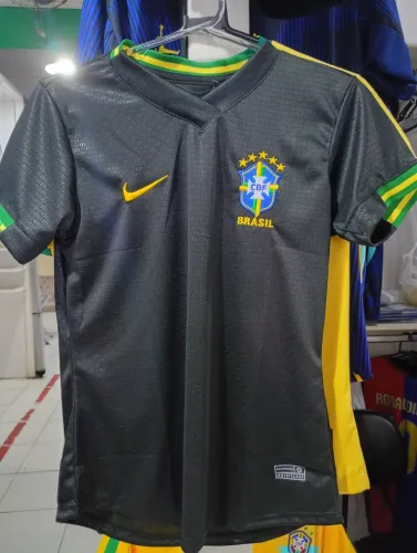 Camisa do Brasil Preta Feminina ?
