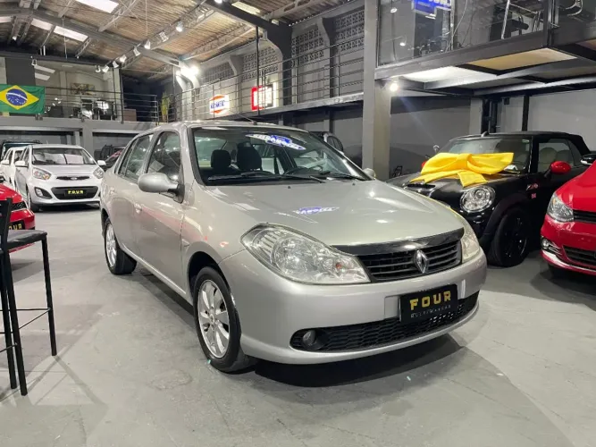 Renault Symbol Privilège Hi-flex 1.6 16V 4P 2011