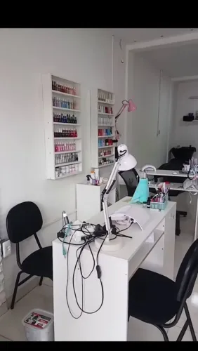 Se vende salón de belleza