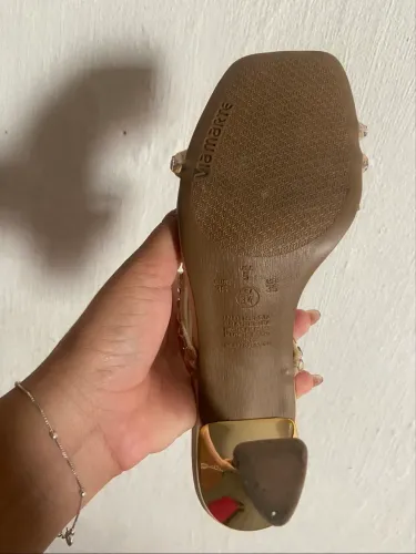     Sandália Feminina Via Marte com Strass - Nº 35