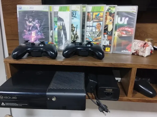 Xbox 360 desbloqueado com vários jogos 
