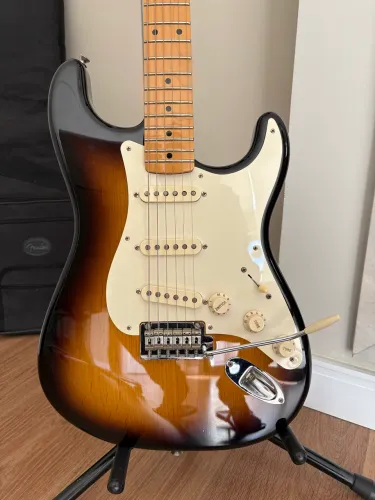 Fender Classic Player 50s Stratocaster 2-color Sunburst