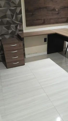 Mesa de escritório super nova