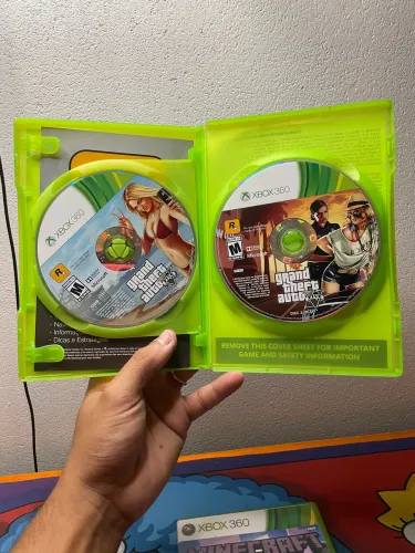 Jogo mídia física gta V para Xbox 360