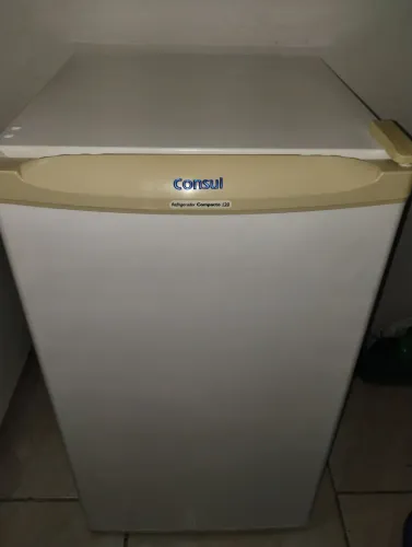 VENDO FRIGOBAR CONSUL SUPER CONSERVADO
