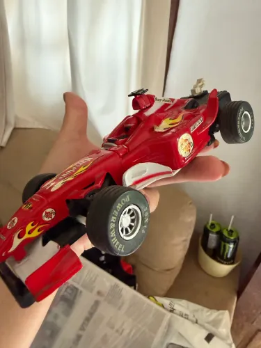  Carrinho Fórmula 1 Ferrari brinquedo vintage genérico (anos 90/2000)
