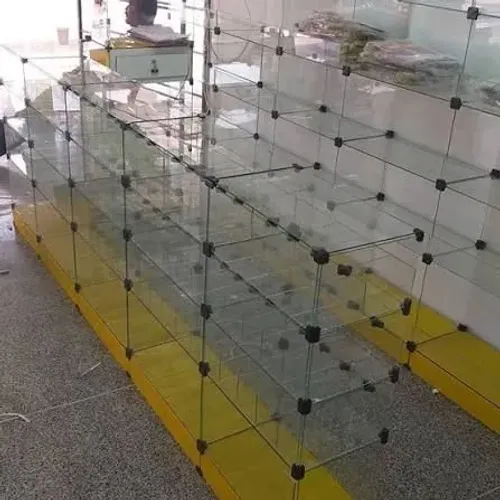 Vidraceiro montador de blindex e vitrine 