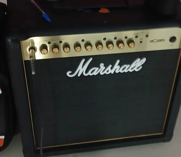 AMPLIFICADOR MARSHALL MG50FX