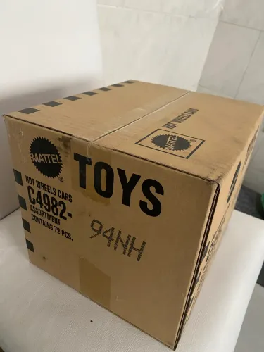 Caixa 72 Umidades Hotwheels 2026