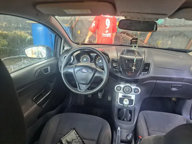Ford Fiesta 1.5 16V Flex Mec. 5P 2014