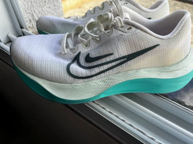 Tênis Nike zoom fly 5