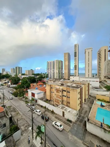 Apartamento com 3 quartos em Piedade