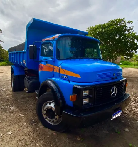 MERCEDES CAÇAMBA 1513