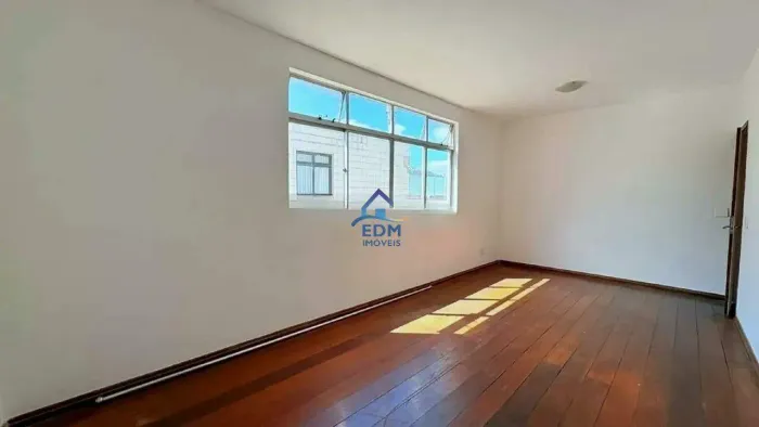 Apartamento 3 Quartos com Suíte para Alugar no Luxemburgo 124 m² e 1 Vaga Livre