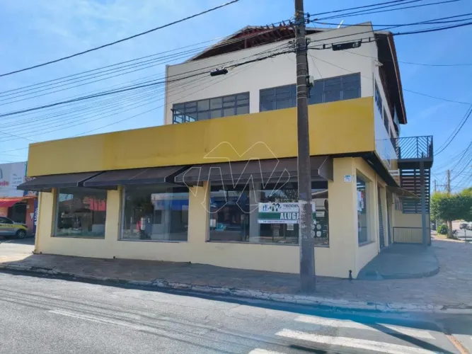 Locação de Comercial / Sala na cidade de Araraquara
