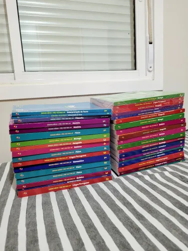 Livros POLIEDRO pré-vestibular 2024/2025