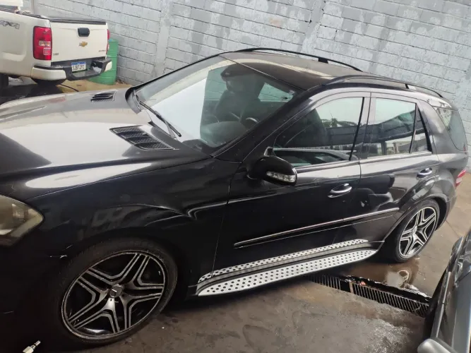 Mercedes-Benz ML-63 AMG 6.2 V8 32V 510cv 2007
