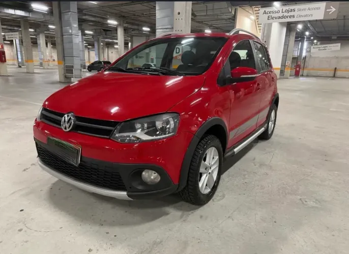 Volkswagen Crossfox 1.6 MI Total Flex 8V 5P 2011
