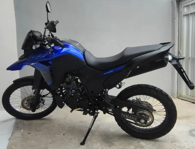 Lander Connected XTZ 250 - 2025