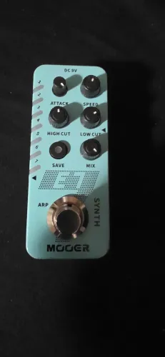 Pedal synth micro mooer e7