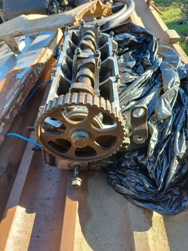Vendo cabeçote motor ap 1.8 semi novo. *