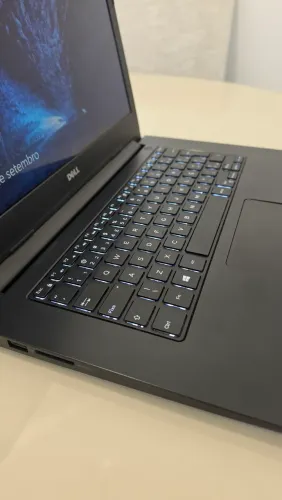 Notebook Dell Intel Core i7 | 8GB RAM | SSD 240GB | Placa AMD