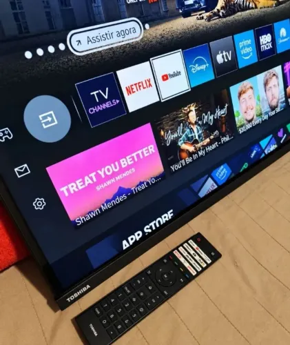 Smart TV 32 Tela Infinita Lançamento na Caixa