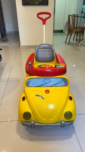 Fusca amarelo bela lisa show