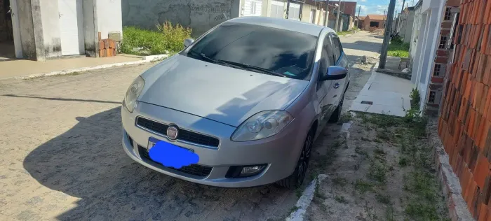 Fiat Bravo Essence 1.8 Flex 16V 5P 2011
