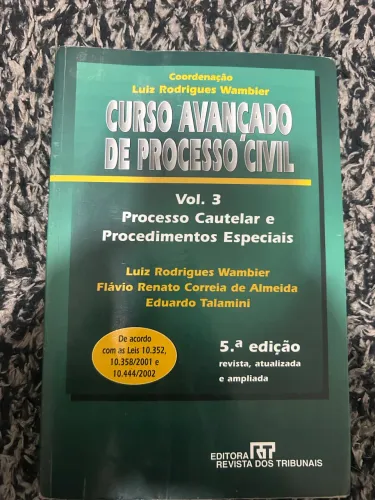 Coleção de livros jurídico