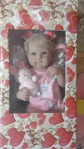 Bebê reborn na caixa novas
