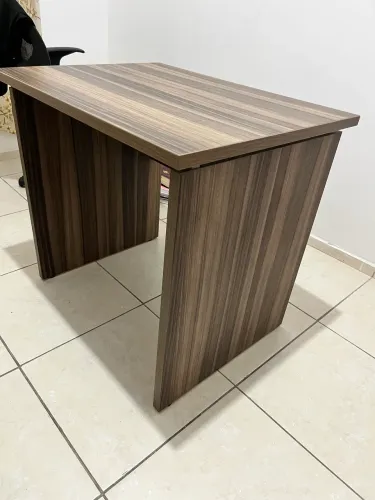 Mesa de escritório/estudo
