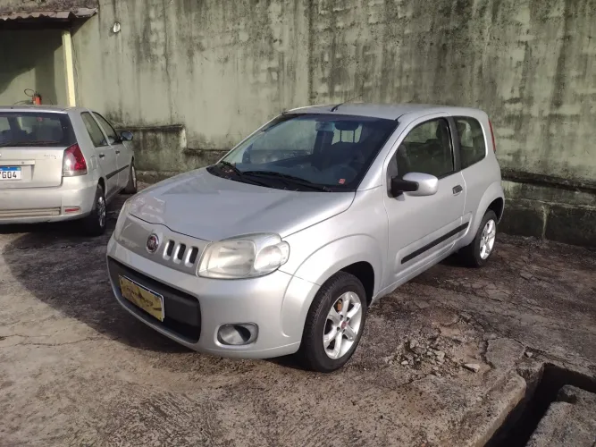 Fiat Uno Vivace Celeb. 1.0 EVO F. Flex 8V 3P 2015