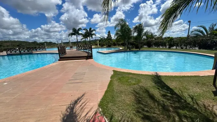 LINDA CASA PARA LOCAÇÃO EM JACUÍPE COUNTRY- Jacuípe - Camaçari Bahia
