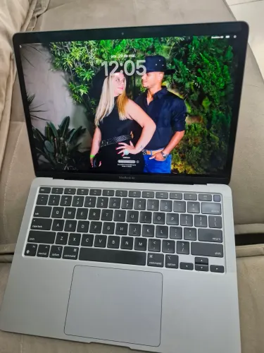 MacBook Air M1 2020